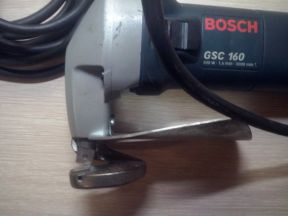 Листовые ножницы по металлу bosch GSC 160