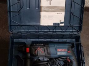 Перфоратор Bosch 800w