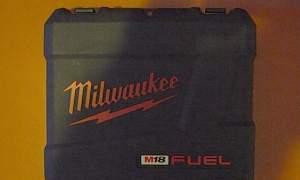 Винтоверт «Milwaukee M18 2753-22 fuel