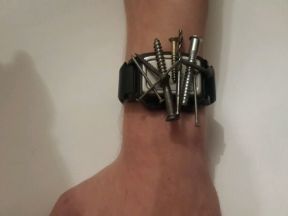 Новый магнитный держатель(браслет) для саморезов