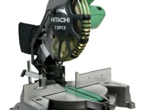 Пила торцовочная Hitachi C10FCE