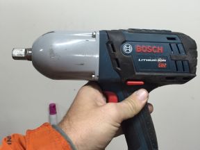 Гайковерт Bosch HTH181-01/GDS 18 V-LI HT
