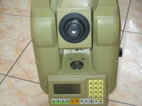 Тахеометр электронный Leica TS605L