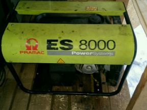 Бензиновый генератор 5.5 кВт Pramac ES8000