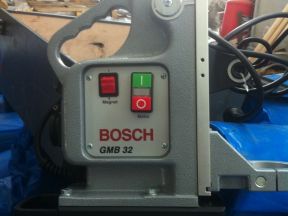 Магнитная стойка сверлильного станка Bosch GMB 32