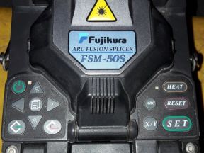 Сварочный аппарат Fujikura FSM-50S + скалыватель