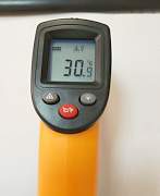 Цифровой инфракрасный термометр (пирометр)