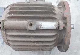 Асинхронный электродвигатель А02-32-6уз