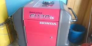 Бензиновый генератор Хонда EU 30 is