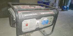 Продам генератор бензиновый Хонда
