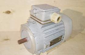 Двигатель асинхронный тип 4аам63В4 У3