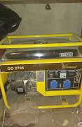 Бензиновый генератор Beezone GG2700